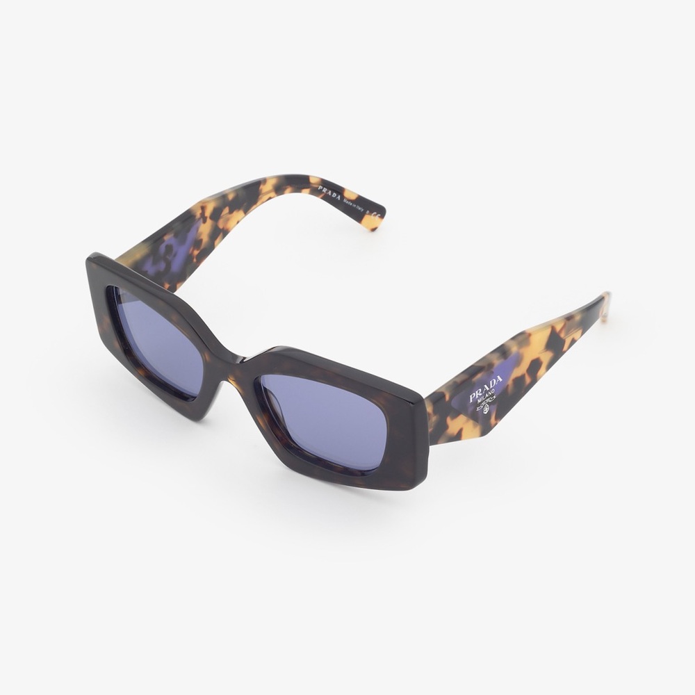 Prada Tortoiseshell Frame Sunglasses 	Authentic Original